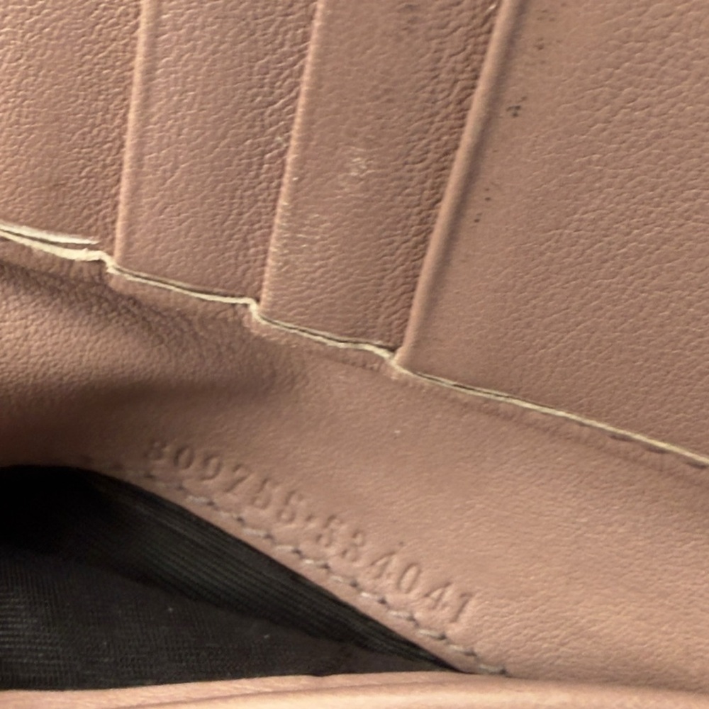 Authentic Gucci Beige Microguccissima Patent Leather Buckle French Small Wallet - Picture 10 of 15